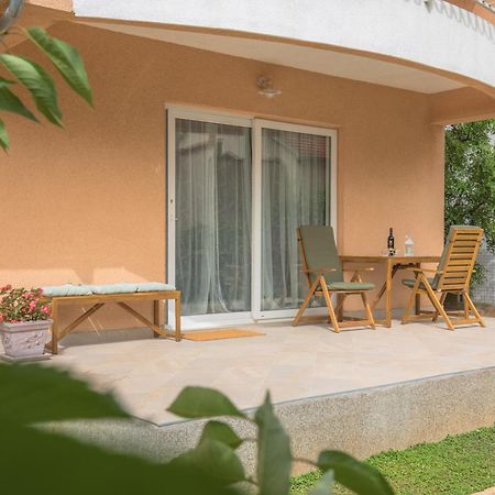 Apartamento Elena Šibenik Exterior foto